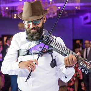 younan-the-violinist