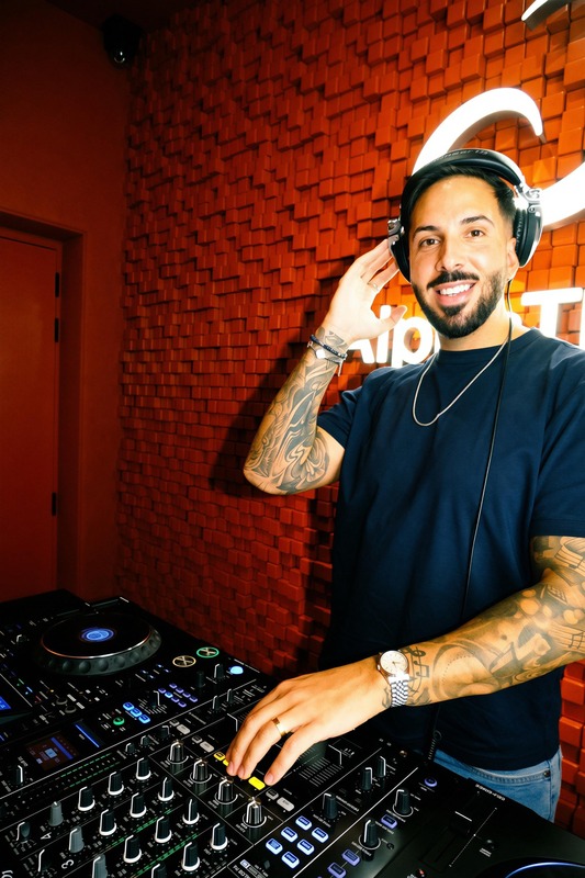 DJ-Jads