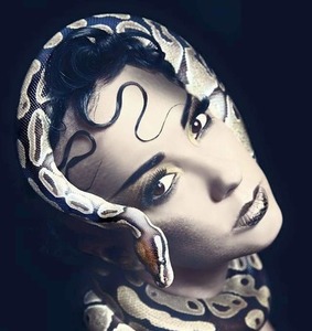 miss-veronika-valentine