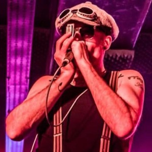 pig-man-the-rubber-band