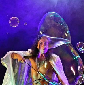 willie-magic-gala-sexy-bubbles