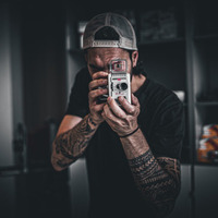 elias-2b070ac3-bed7-4fbd-9717-531473d6fb55