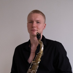 brad-white-86ade2ae-d639-40c9-a194-87c6a4ef22ea