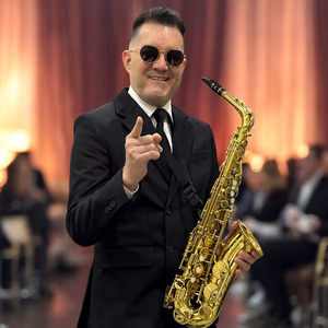 cesar-saxophonist