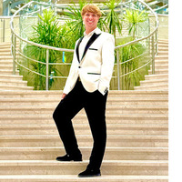 tobias-lestelle-1d225386-a2de-4b90-957a-8fe6646375c0
