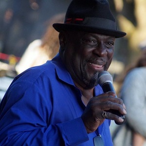 raymond-the-people-magnet-coats