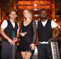 monica-ferreira-and-the-dusty-notes