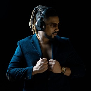 dj-leo-2743112d-dfd6-4218-8ef0-54b2a735da31