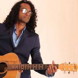 chris-cadillac-strolling-band