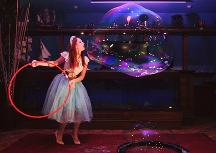 helena-bubble-show